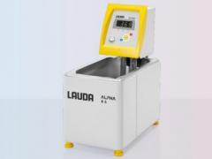 LAUDA Alpha加熱恒溫器 溫度范圍從25到100℃